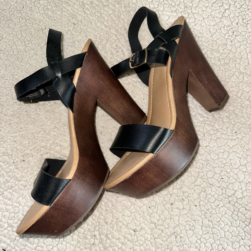 Platform heels